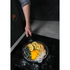 AMT GastrogussBratpfanne 28cm beschichtet H=5cm nicht induktionsfähig