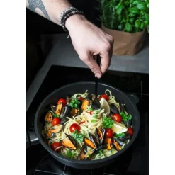 AMT GastrogussBratpfanne 28cm beschichtet H:7cm nicht induktionsfähig