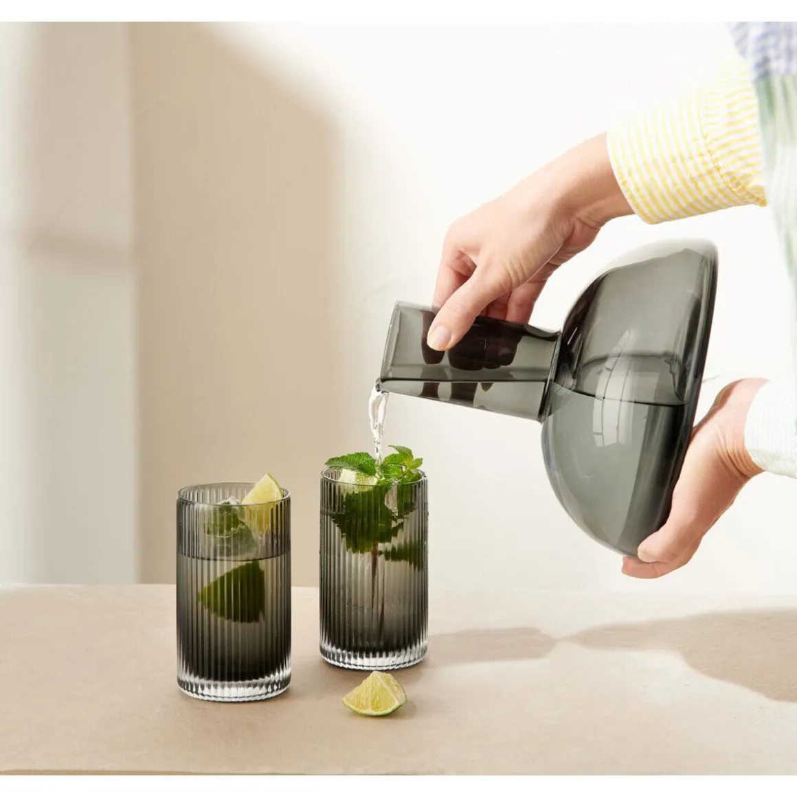 ASAKaraffe mit Trinkglas 1,3 l Juna grey