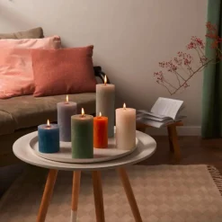 Bolsius4er Pack Stumpenkerze 130/68 Rustik Shine honigwabengelb 19