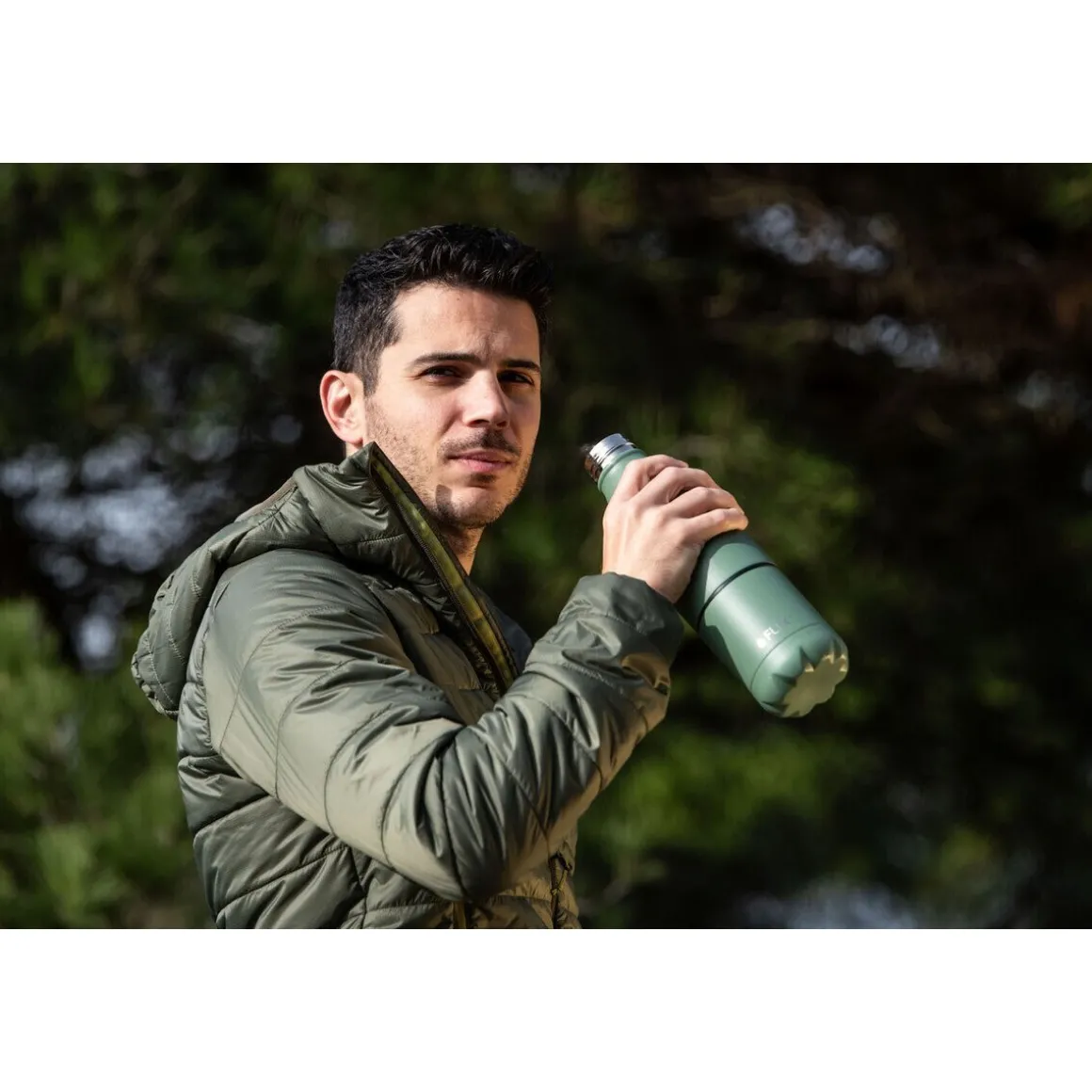 FLSKIsolierflasche mit Becher 0,7 l ridge green