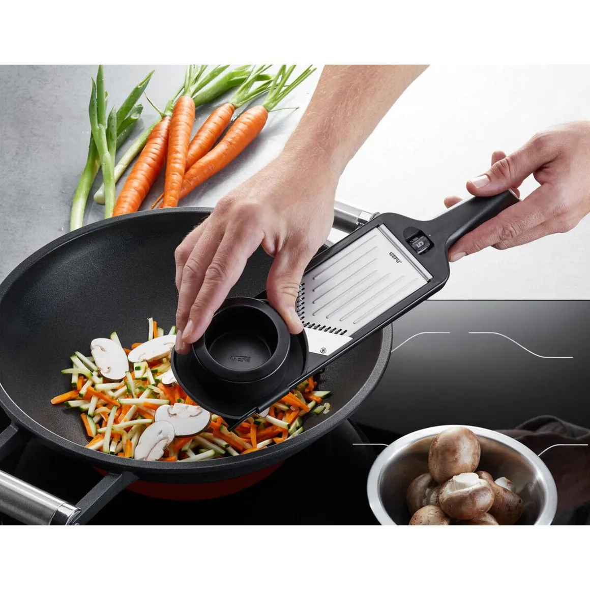 GefuV-Hobel Julienne 32 cm Violi 2.0 schwarz