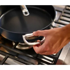 Joseph JosephBratpfanne 28 cm Space blau