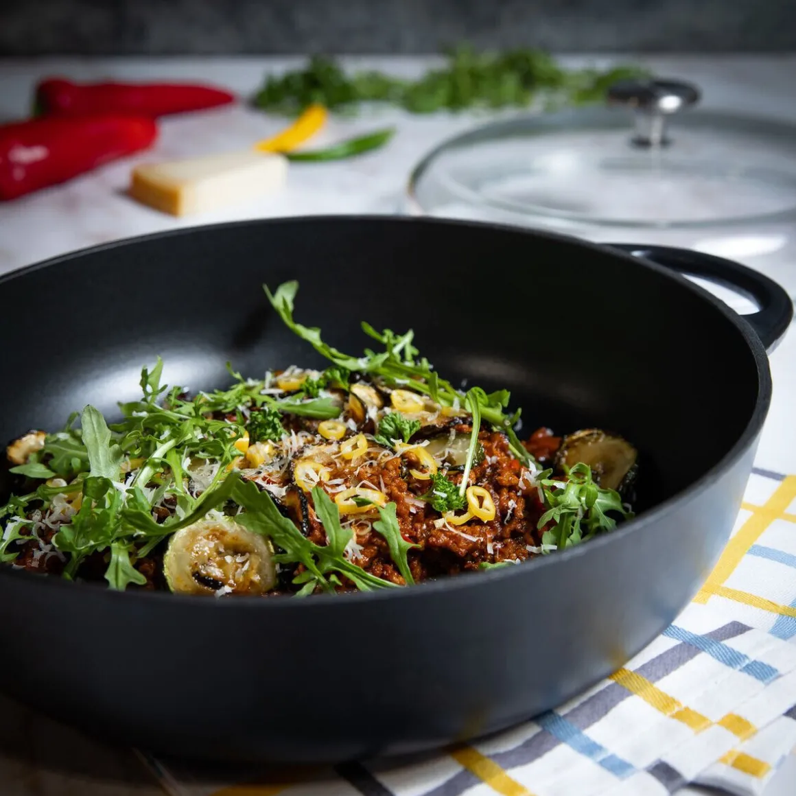 KüchenprofiBauernpfanne mit Glasdeckel 28 cm Provence schwarz