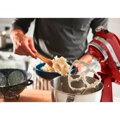 KitchenAidKüchenmaschine 4,8 l 300 W Artisan Premium Empire Rot