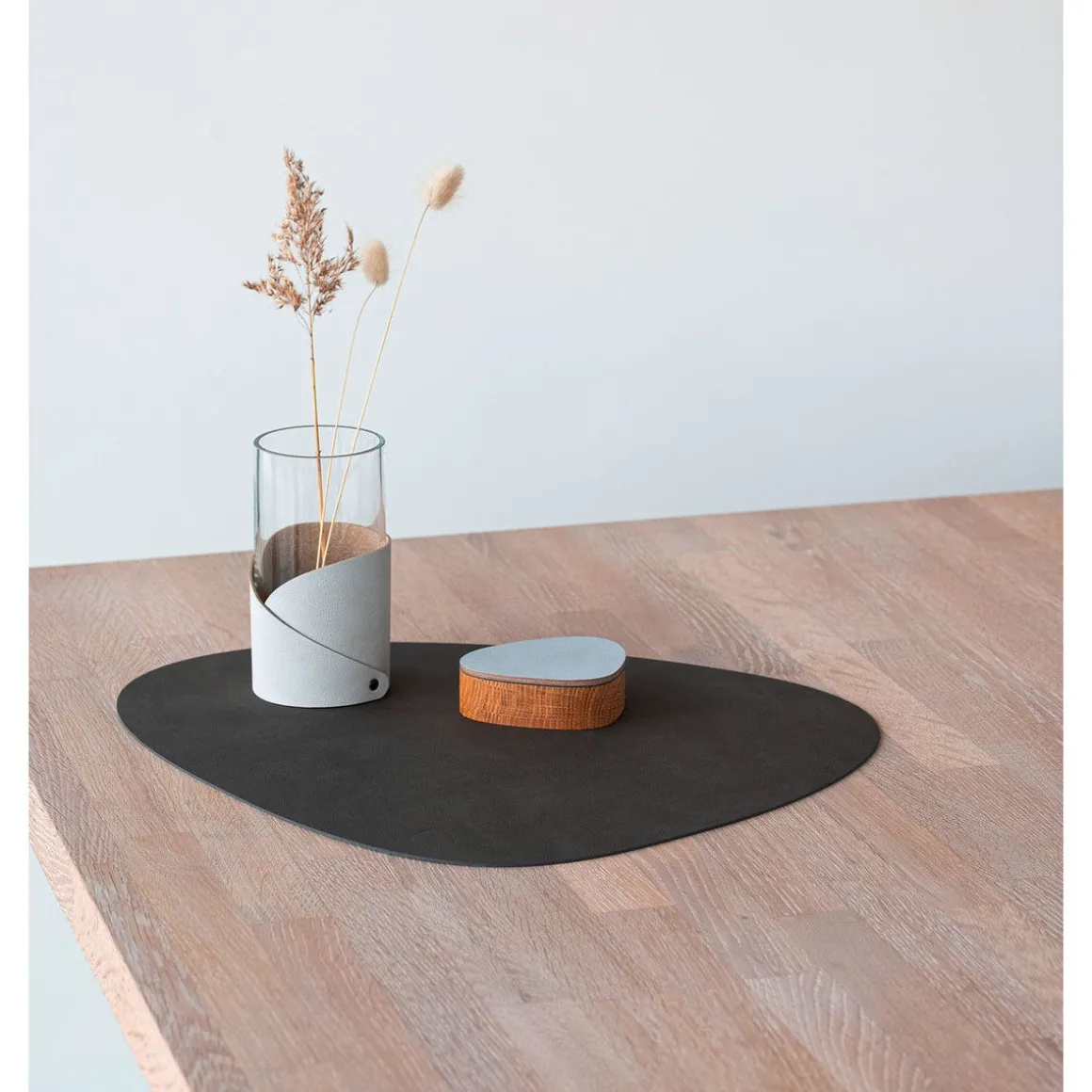 LINDDNATischset L 37x44 cm Curve Nupo caviar