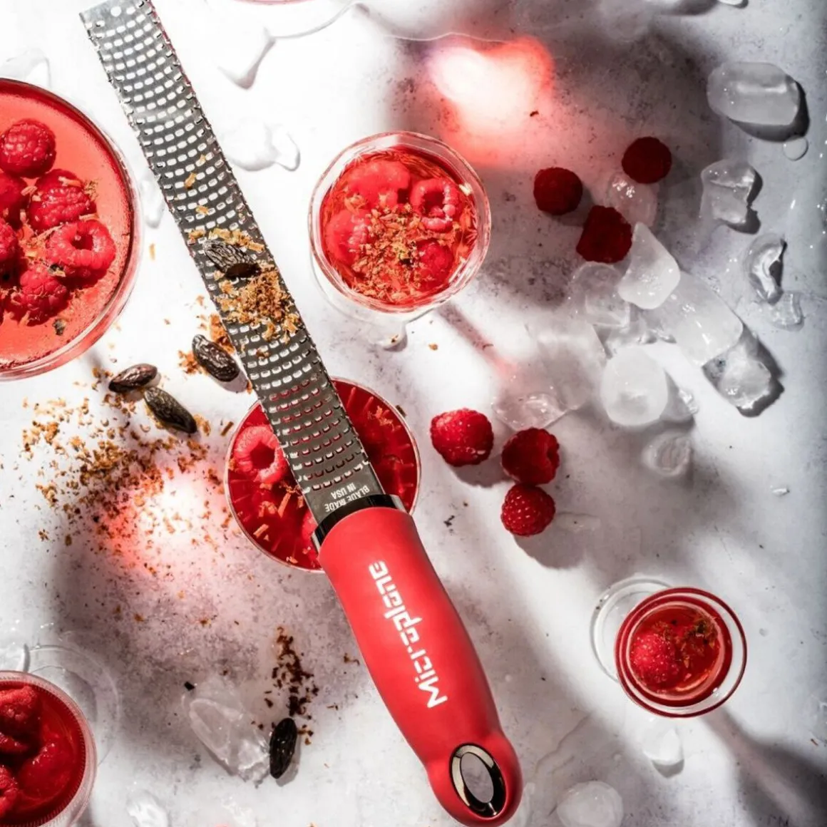 MicroplaneZester-Reibe 32 cm Premium Classic granatapfelrot