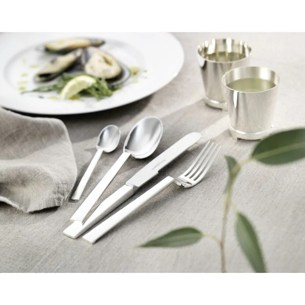 Robbe & BerkingMenübesteck-Set 4-tlg. Sphinx 150 g massiv versilbert