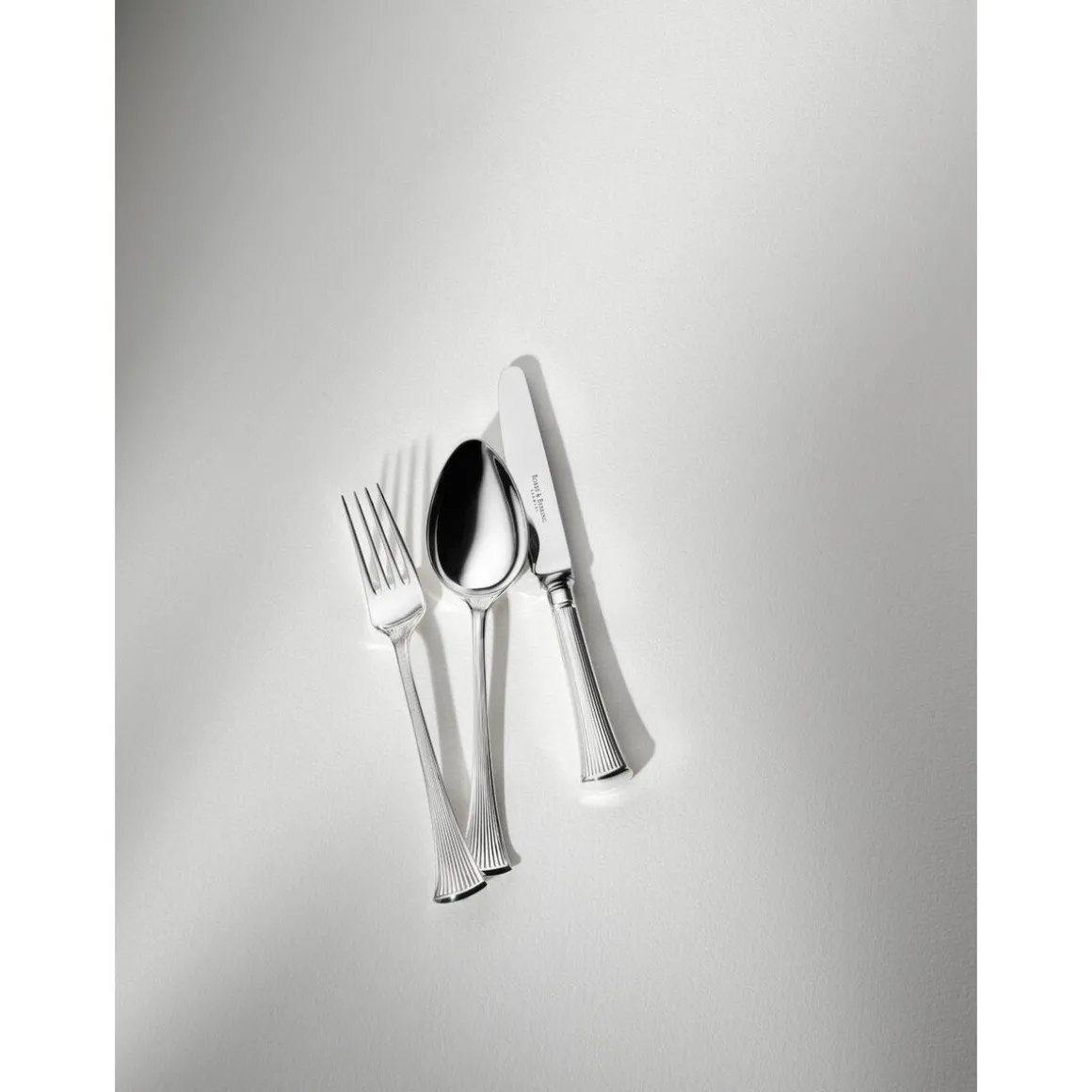 Robbe & BerkingTafelmesser Avenue 150 g versilbert